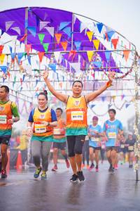 BIB: 1712
                            <button type="button" onclick="openModal(9947846)" class="btn btn-primary btn-sm float-right btn-popup" data-toggle="modal" data-target=".modal-high-quality">
                        <i class="fas fa-shopping-cart"></i> Add to Cart
                    </button>
                                            <button type="button" onclick="isThisMe(9947846, true)" class="btn btn-success btn-sm float-right btn-popup btn-isme hidden" data-toggle="tooltip" data-placement="bottom" title="นี่คือรูปของคุณใช่ไหม คลิกที่นี่เพื่อเอาเข้าอัลบั้ม">
                        <i class="fas fa-plus"></i> Add to album
                    </button>
                    <button type="button" onclick="isThisMe(9947846, false)" class="btn btn-warning btn-sm float-right btn-popup btn-isnotme hidden">
                        <i class="fas fa-ban"></i> Remove from album
                    </button>